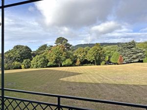 Photo 10- click for photo gallery